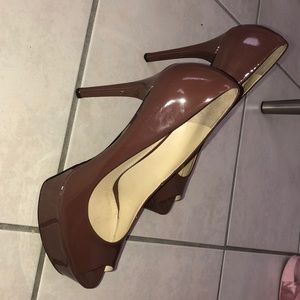 Brian Atwood rose taupe platform heels